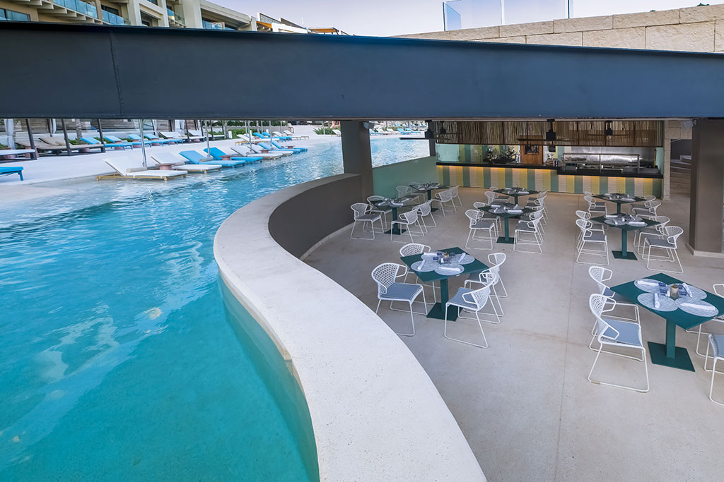 ESTUDIO PLAYA MUJERES | ESPM Bikini Azul PoolSide Restaurant 3
