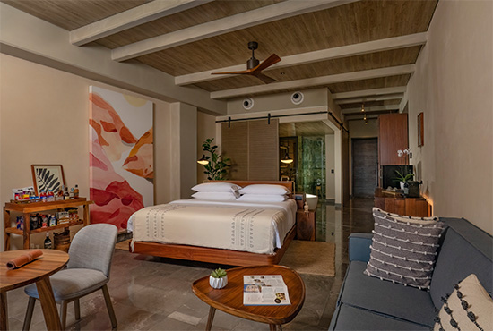 ATELIER Playa Mujeres INSPIRA Junior Suite Ocean Front - King Size Bed 1